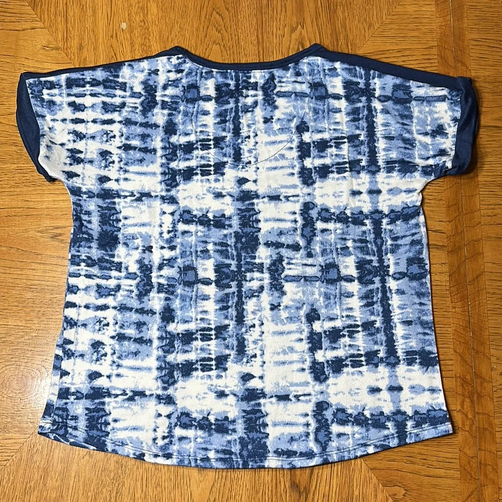 LUCKY BRAND Women’s Tie-Dye Short Sleeve Top - Picture 4 of 8